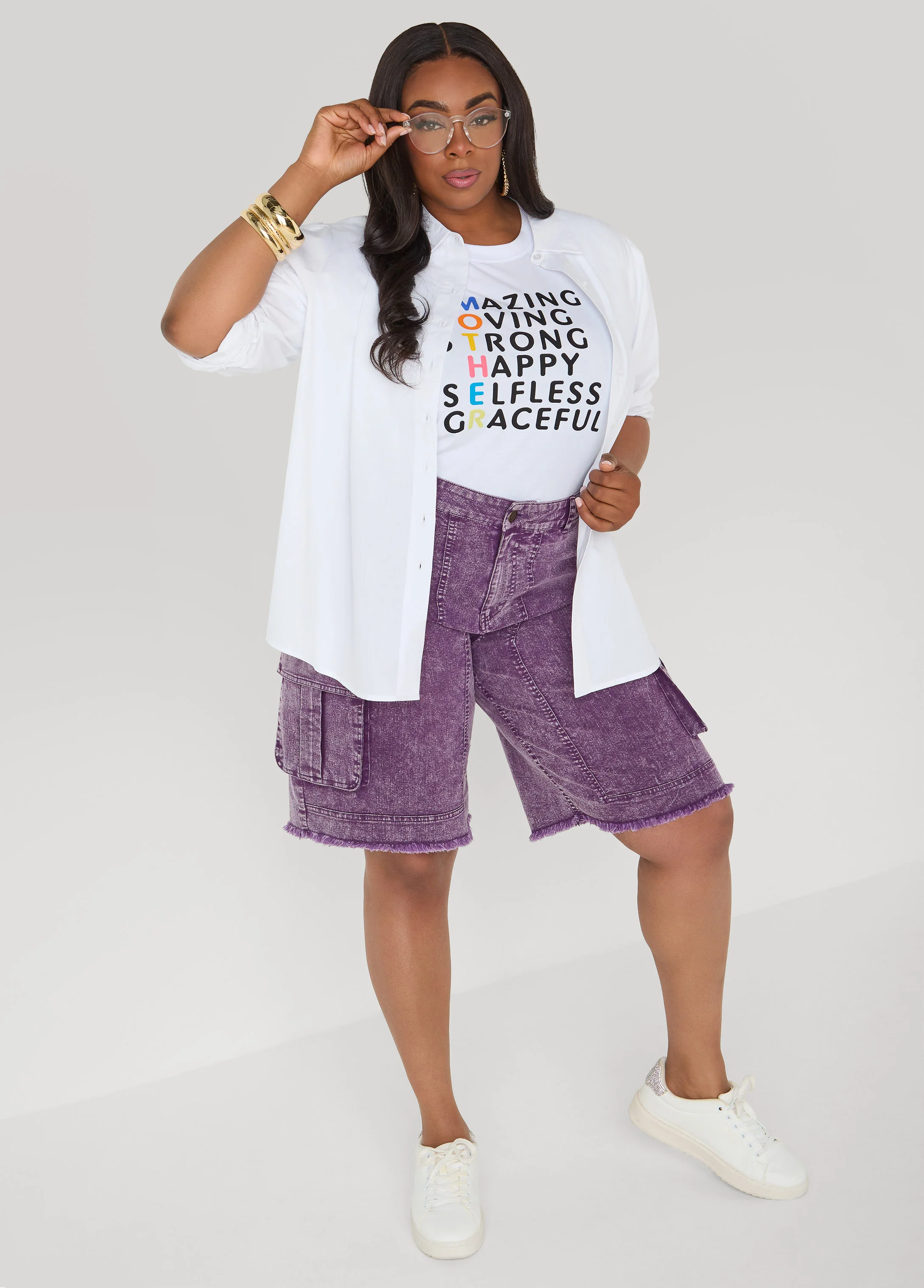 Amazing Mother Graphic Tee - Image 5
