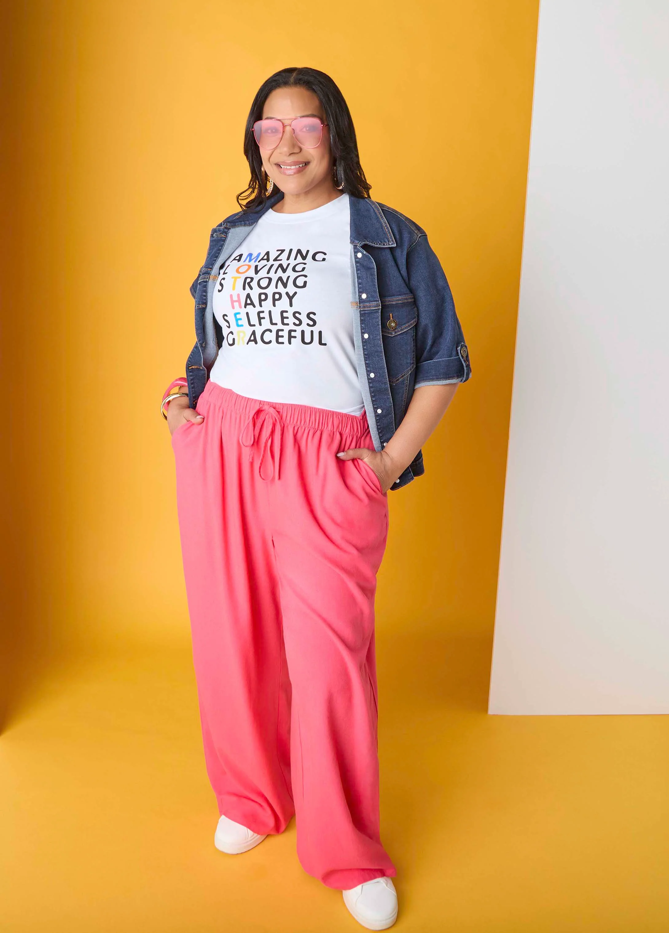 Amazing Mother Graphic Tee - Image 6