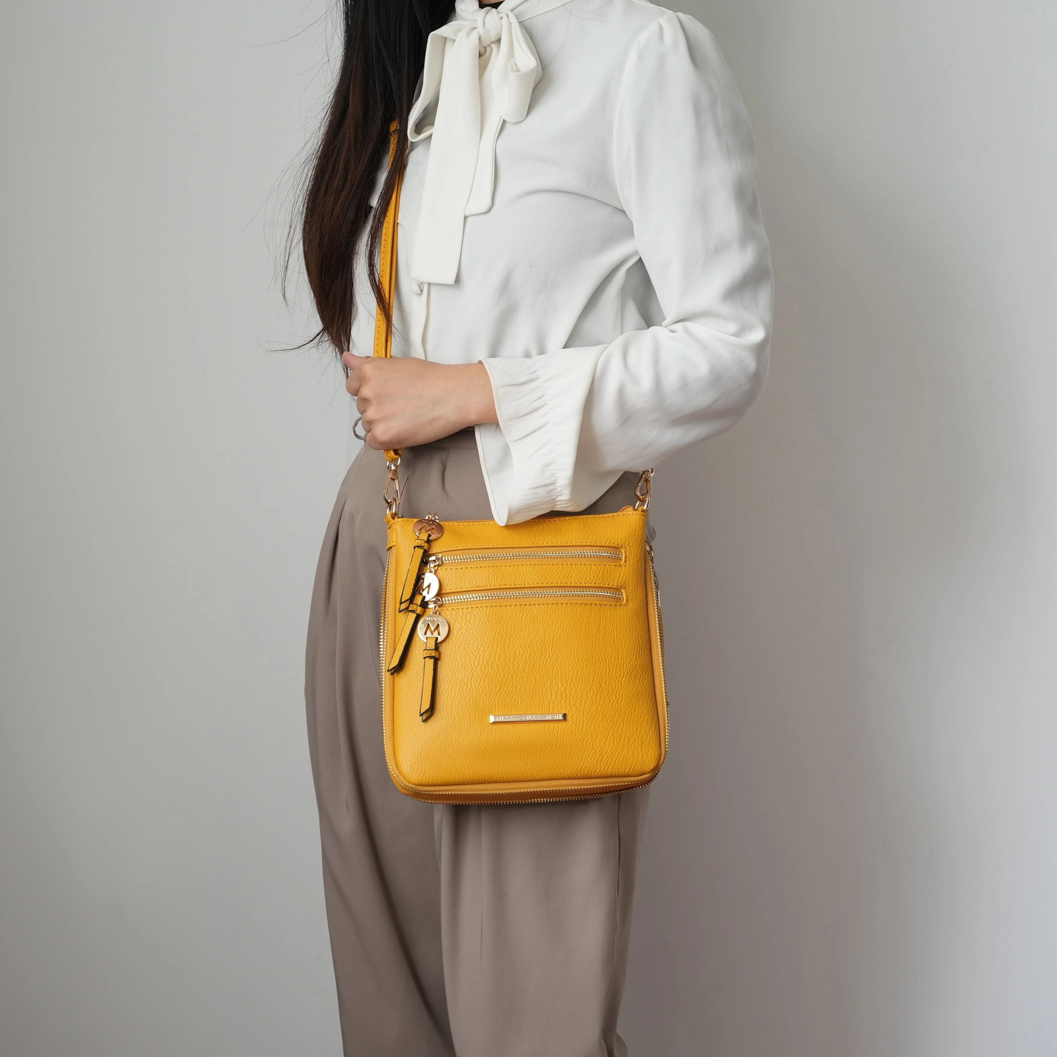 Angelina Expandable Crossbody Bag - Image 16