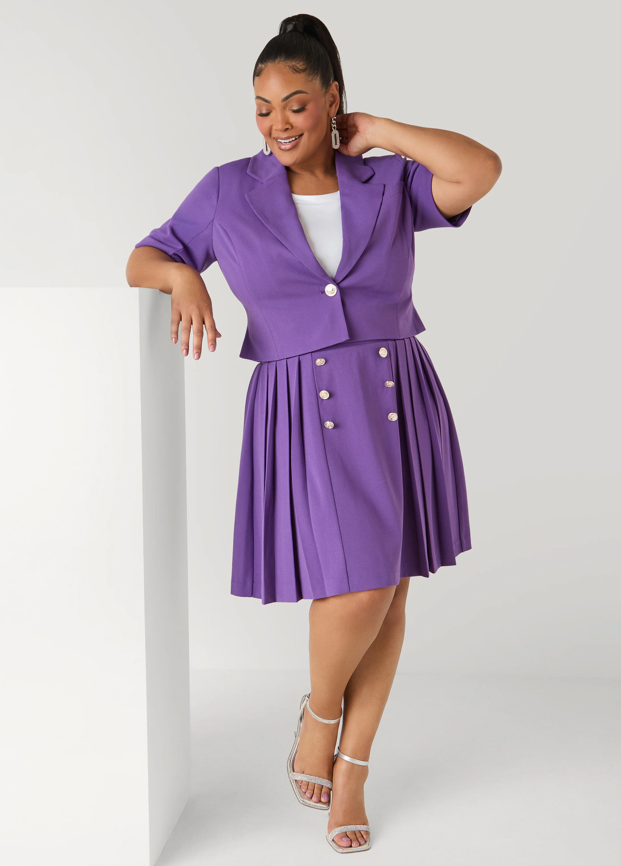 Cropped Button Front Blazer - Image 3