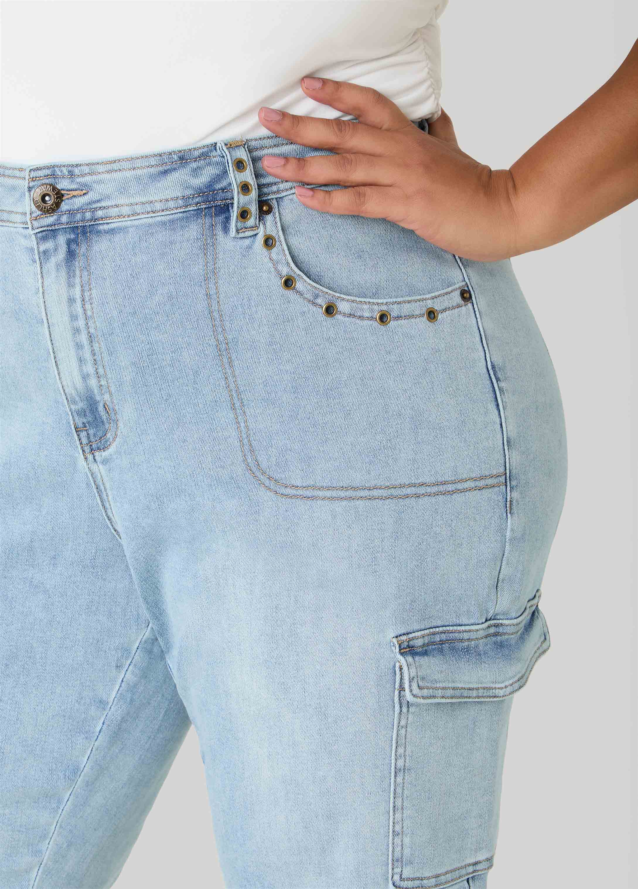Grommet Denim Capris - Image 5