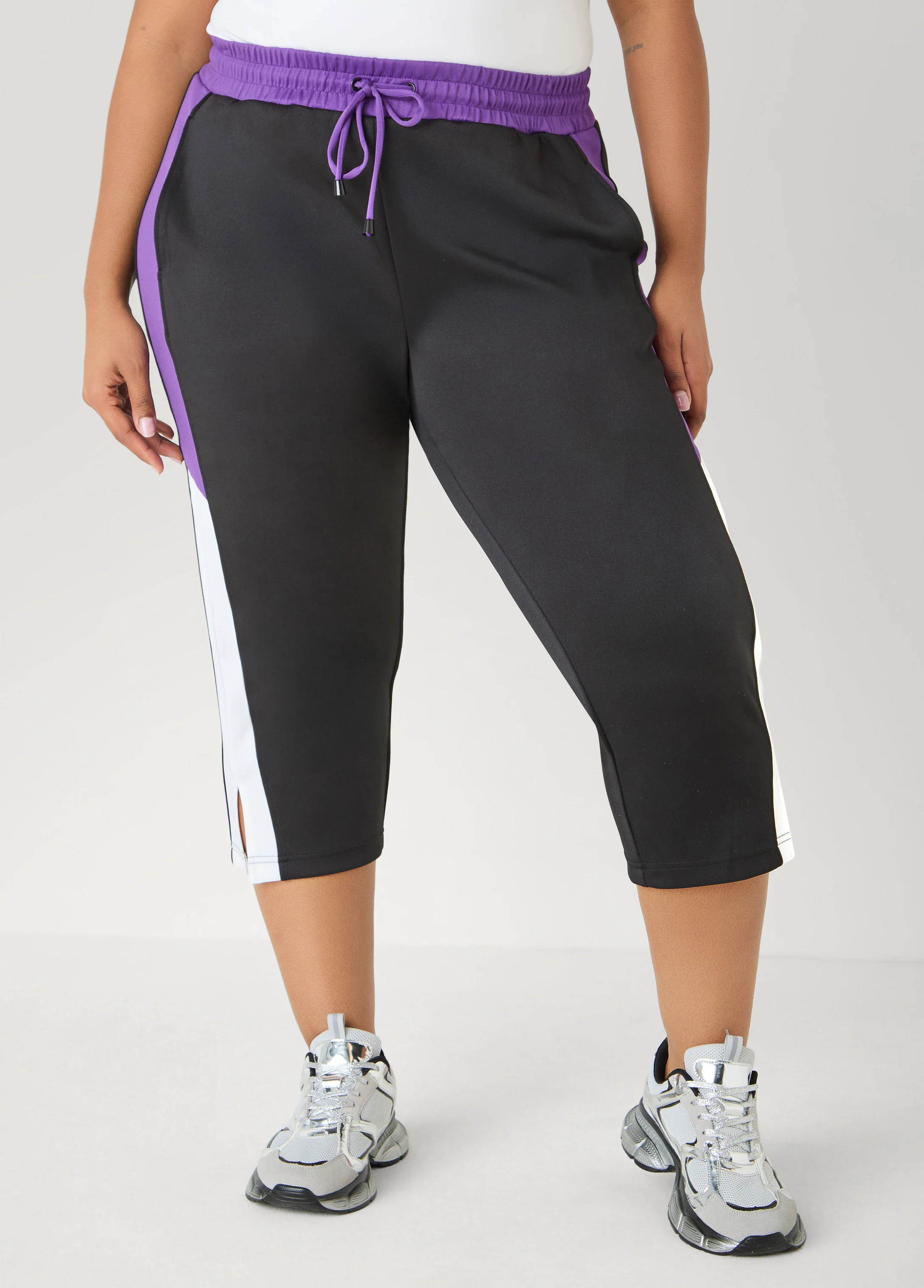 Side Split Colorblock Capris - Image 4