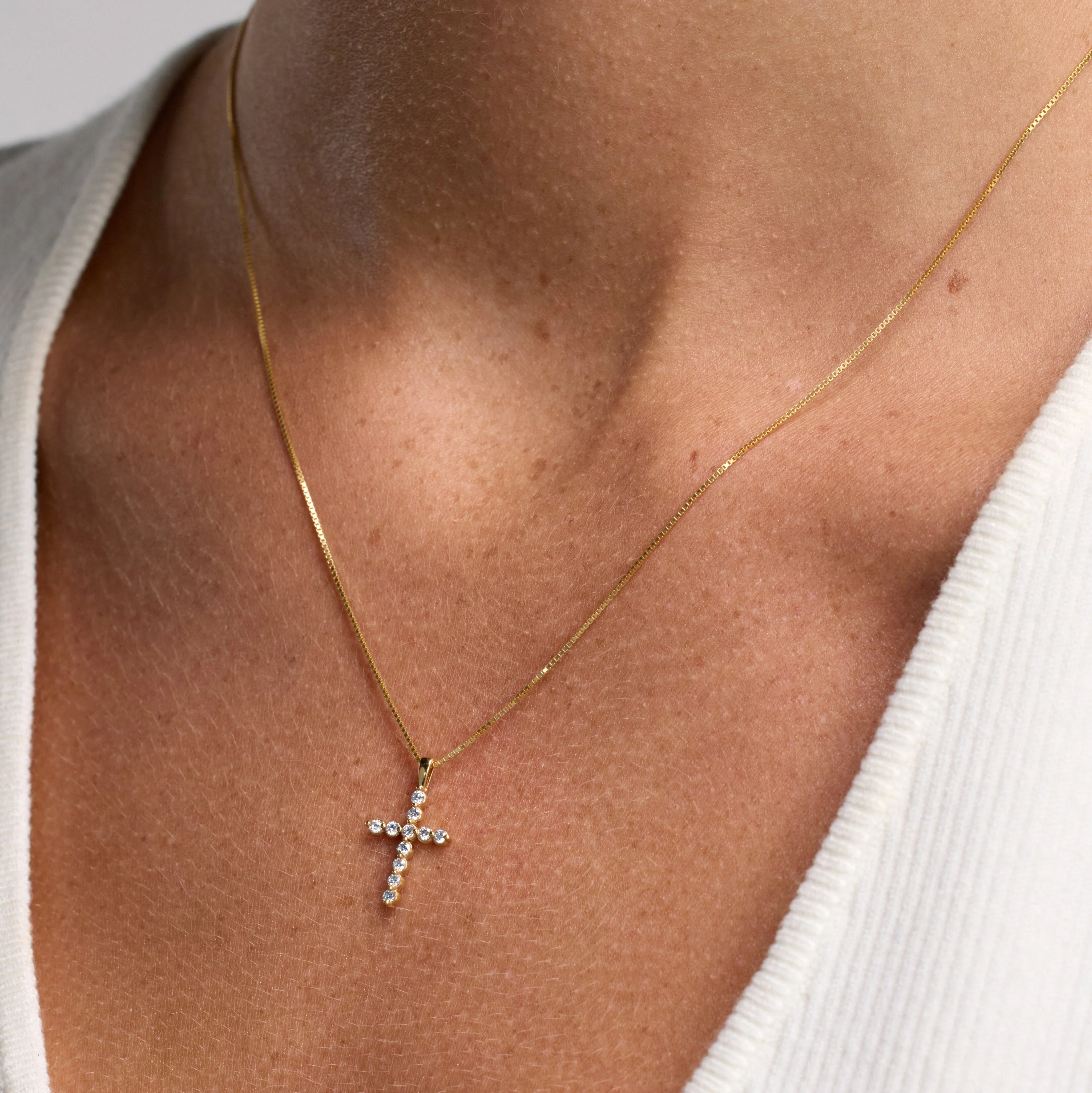 0.25 Carat Lab Grown Diamond Cross Pendant Necklace - Image 4
