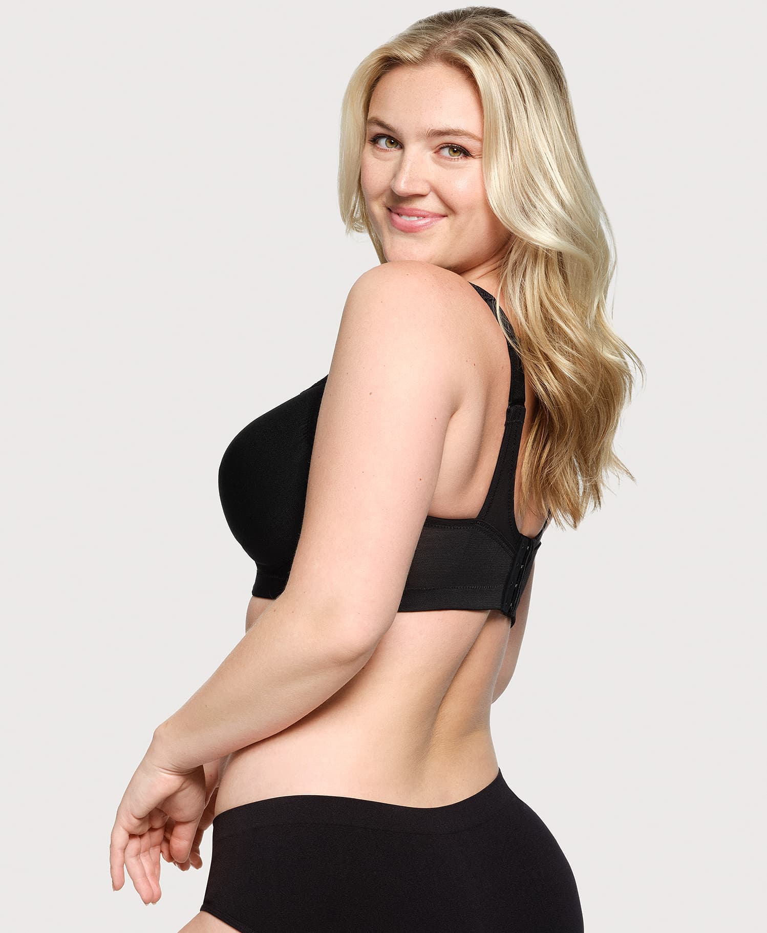 MagicLift Seamless Firm Support Bra Black - Image 4