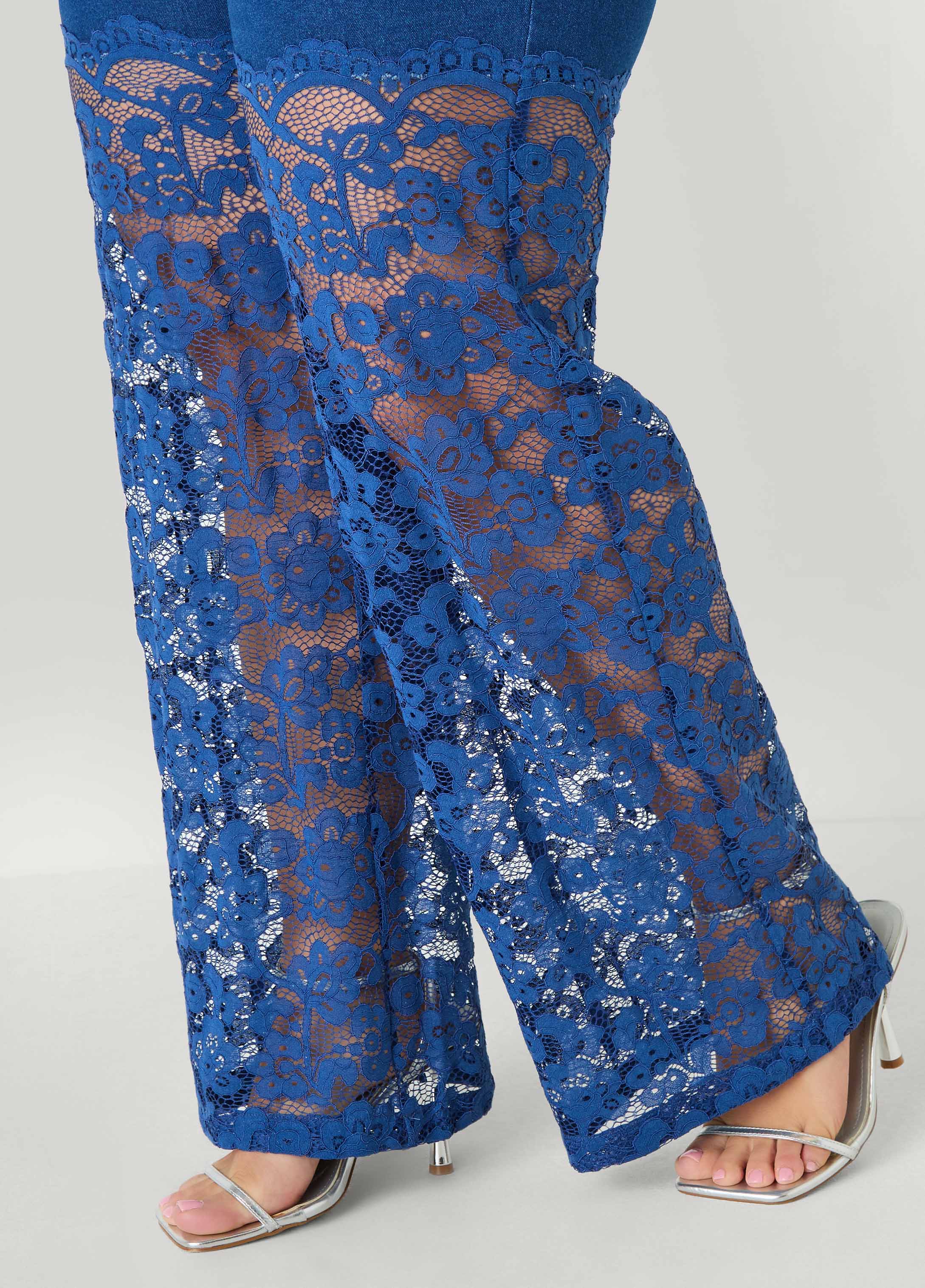 Lace Paneled Wide Leg jeans - Image 4