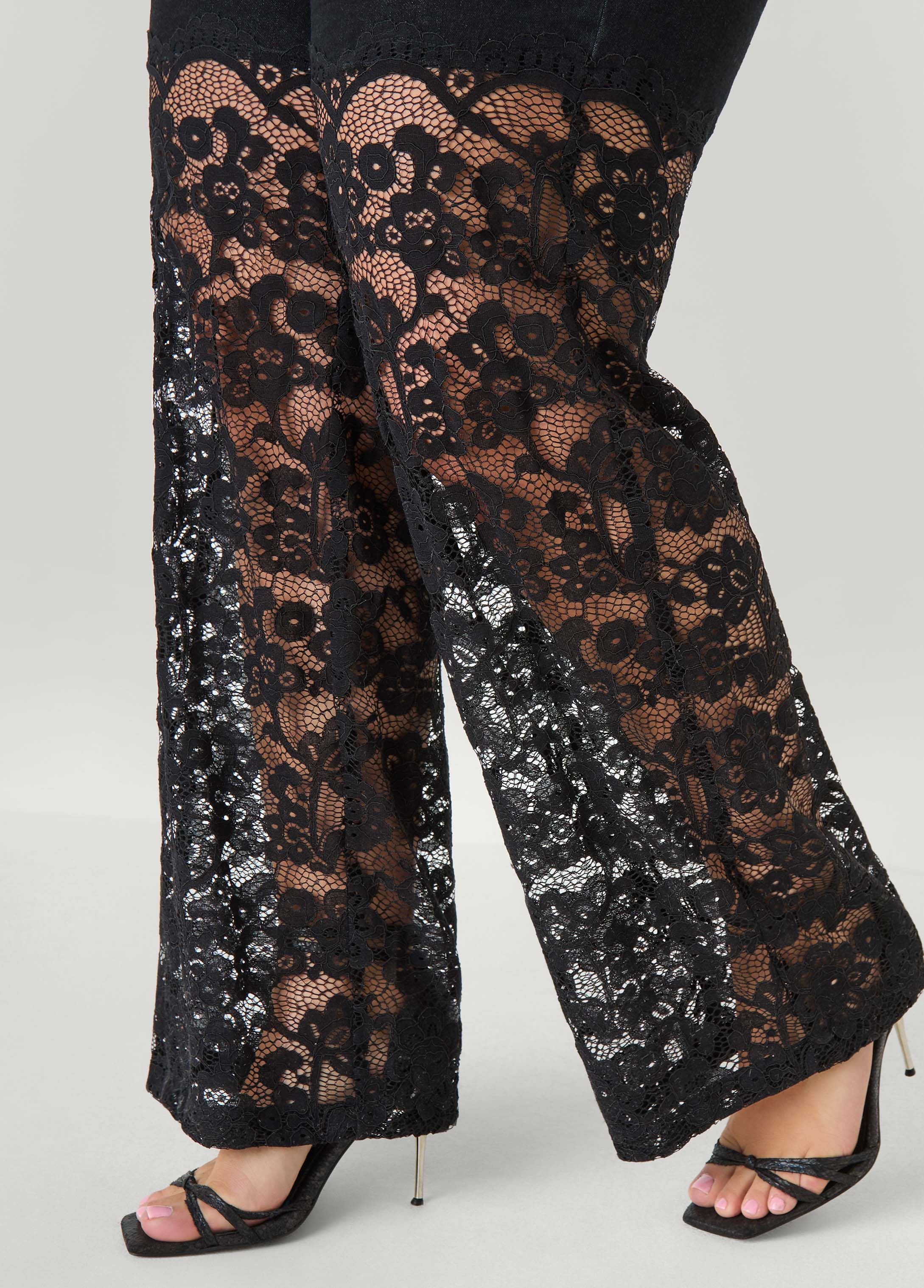 Lace Paneled Wide Leg jeans - Image 8