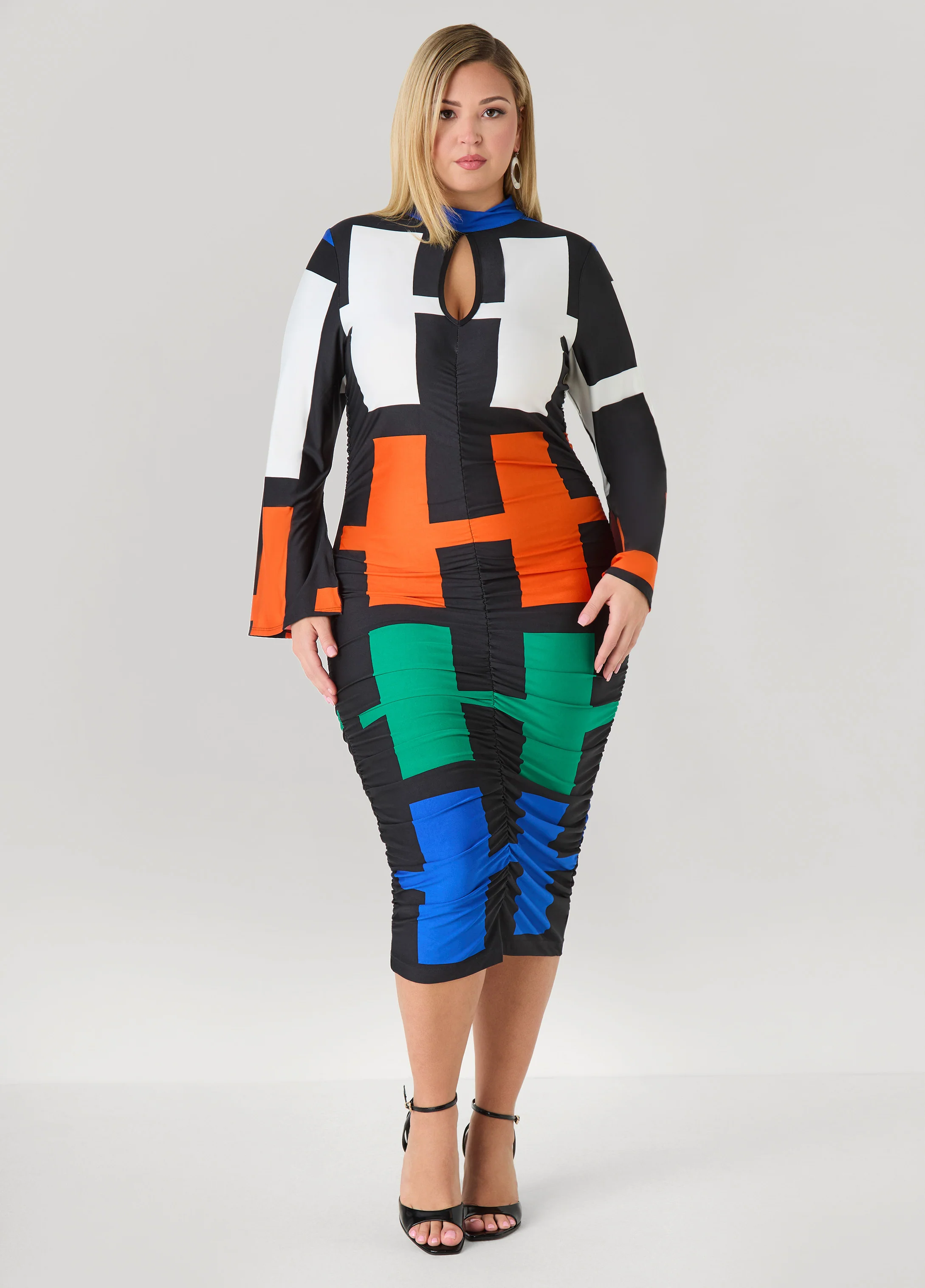 Ruched Geo Print Bodycon Dress - Image 5