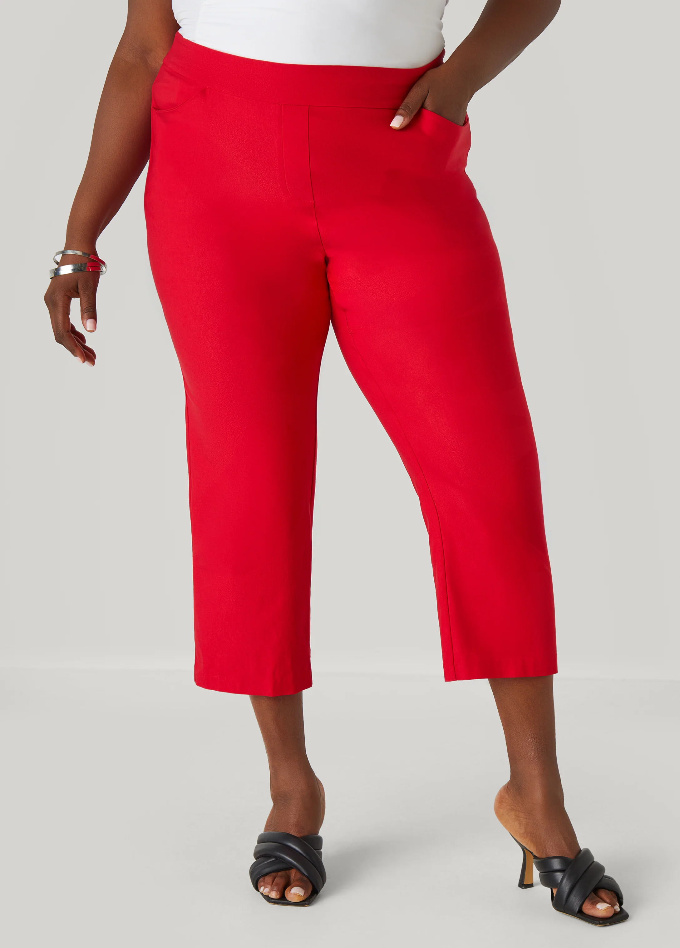 Mid Rise Pull On Capris - Image 10