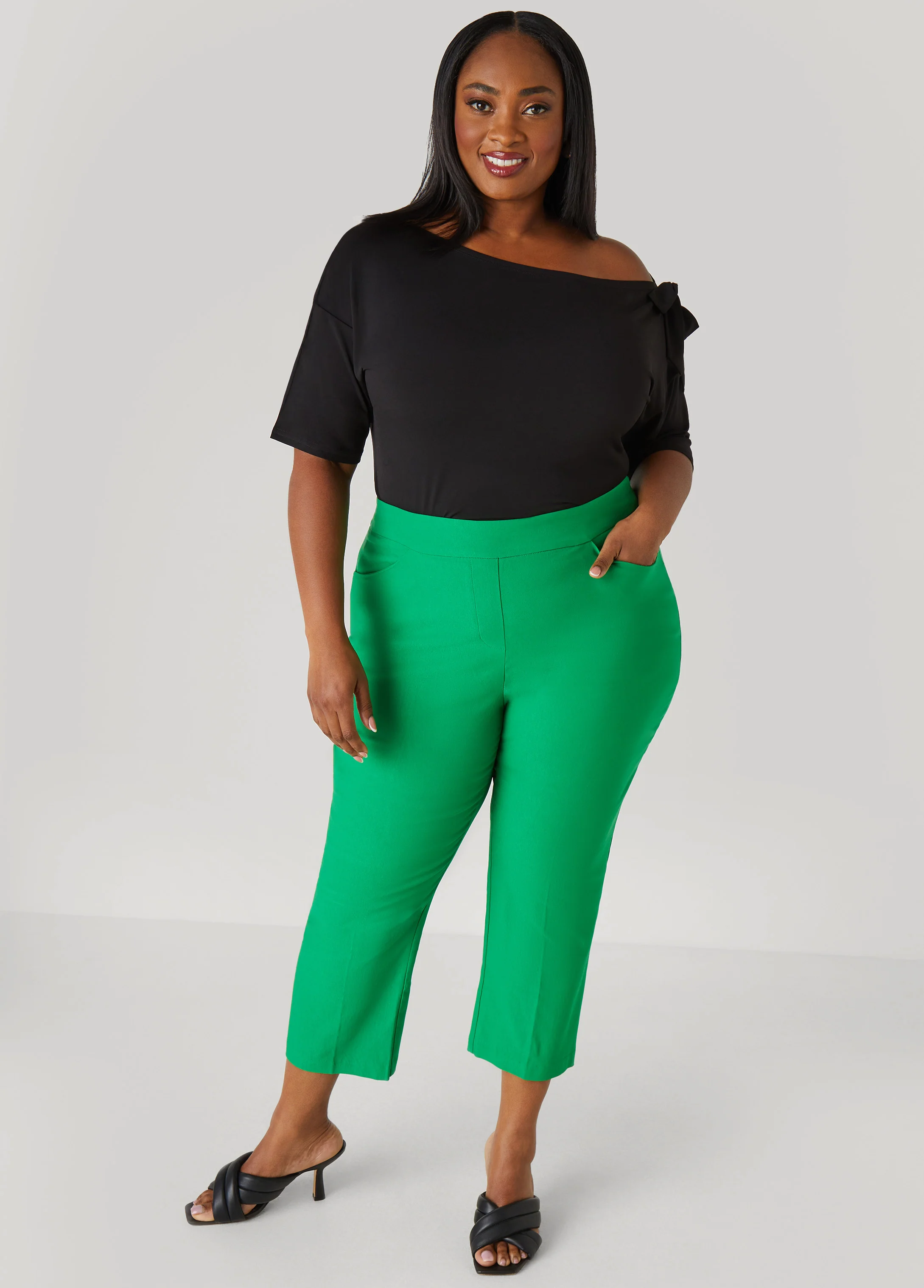 Mid Rise Pull On Capris - Image 6