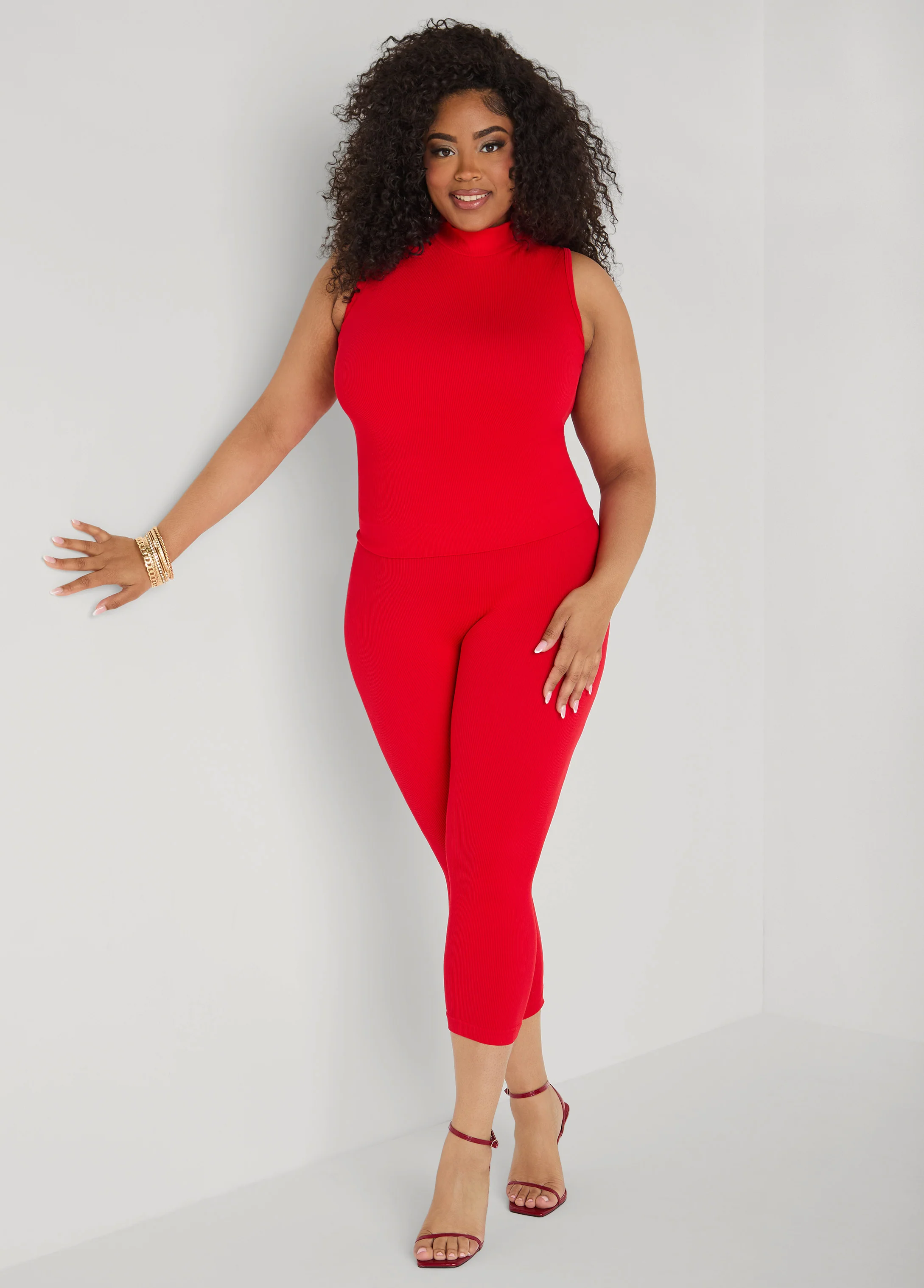 Ribbed Mock Neck Top And Capri Set - Image 4