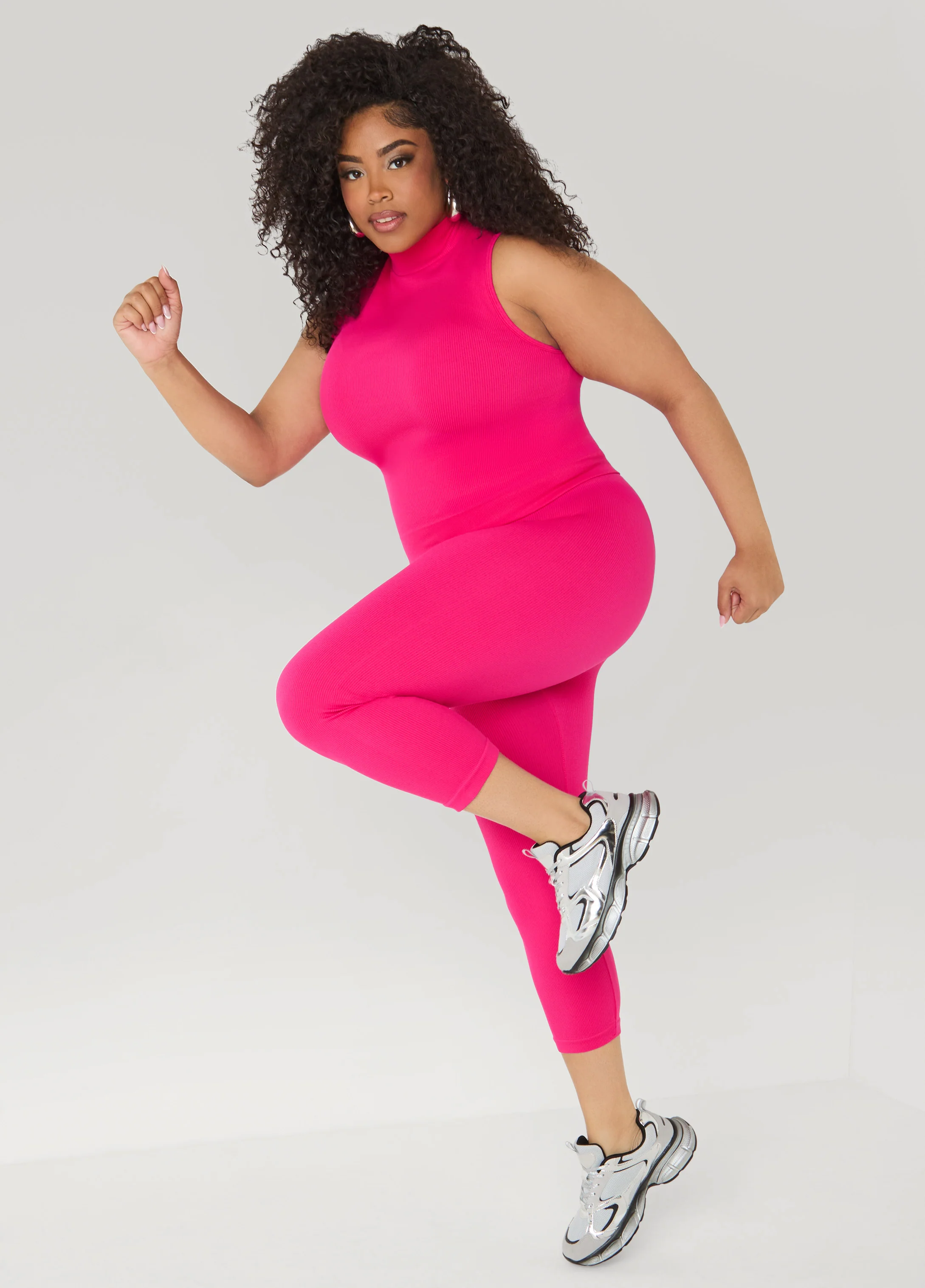 Ribbed Mock Neck Top And Capri Set - Image 7