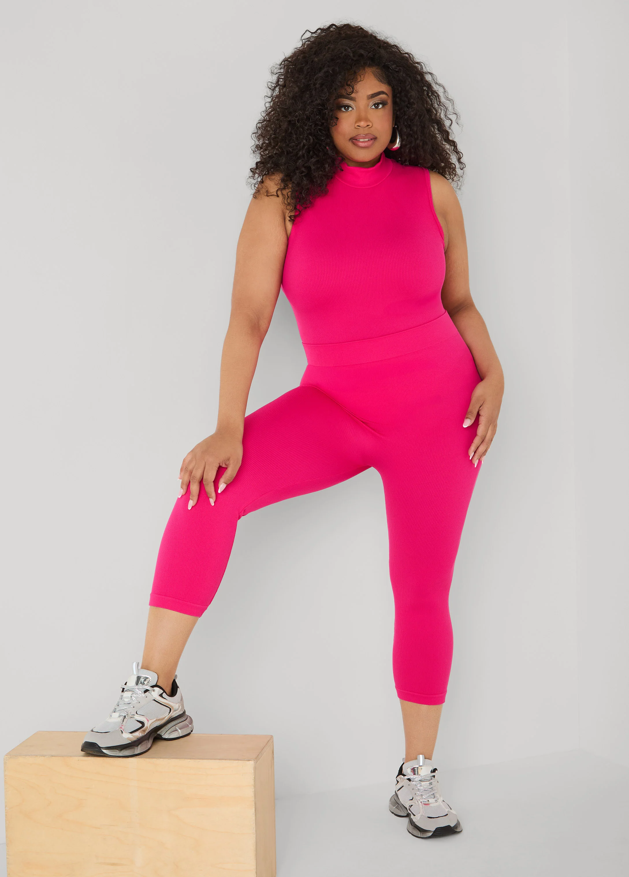 Ribbed Mock Neck Top And Capri Set - Image 8