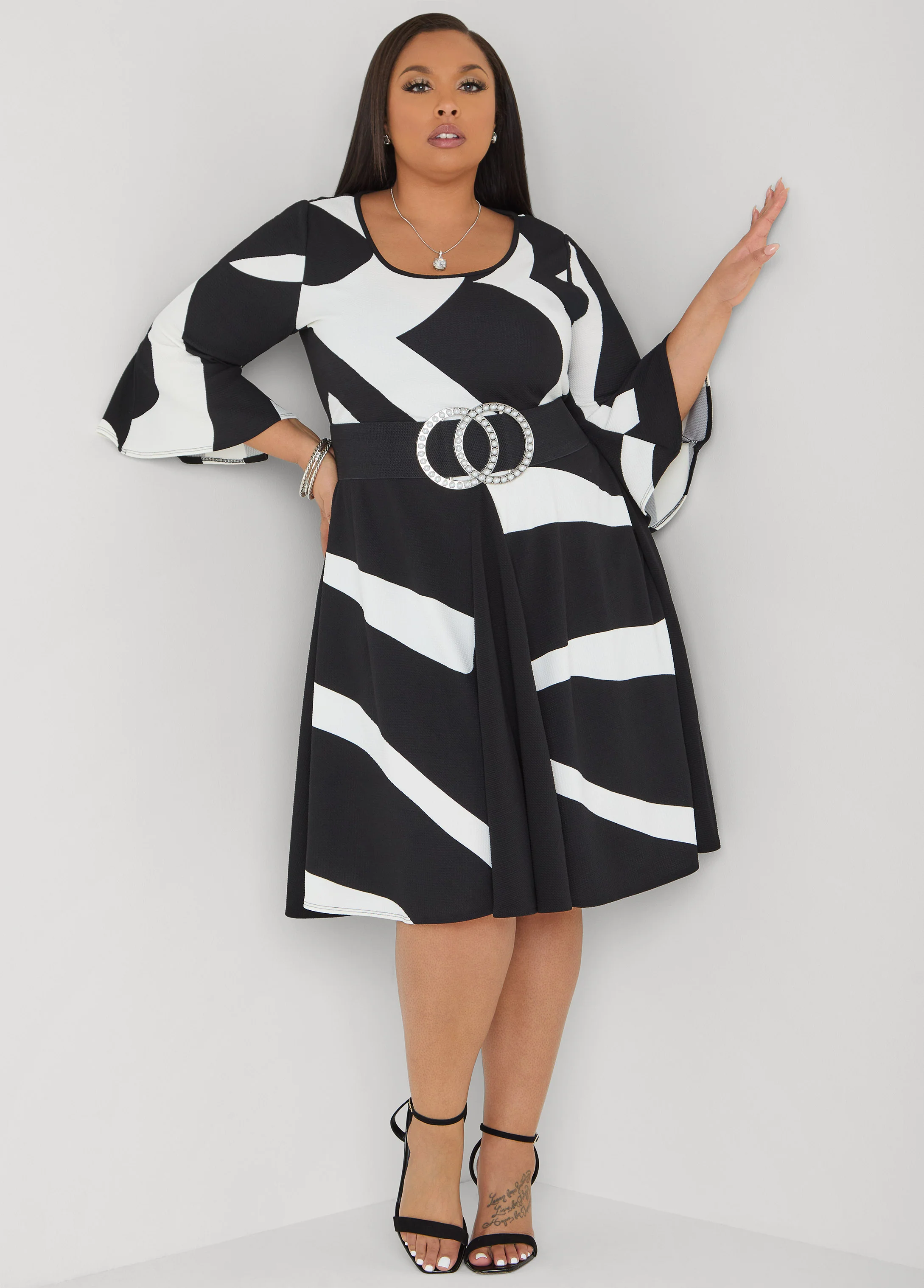 Printed Textured A Line Dress - Image 3