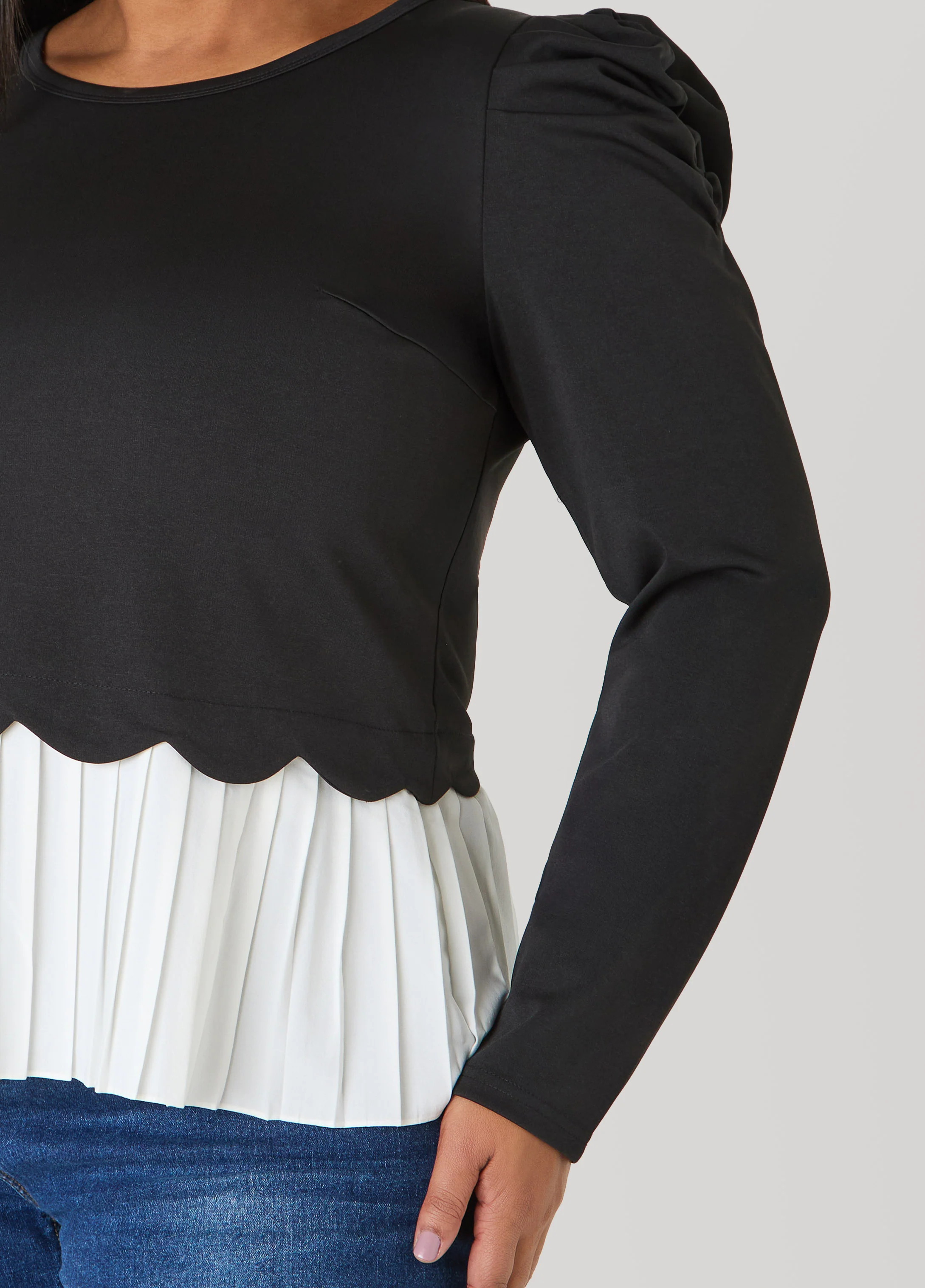 Pleated Paneled Puff Sleeved Top - Image 4