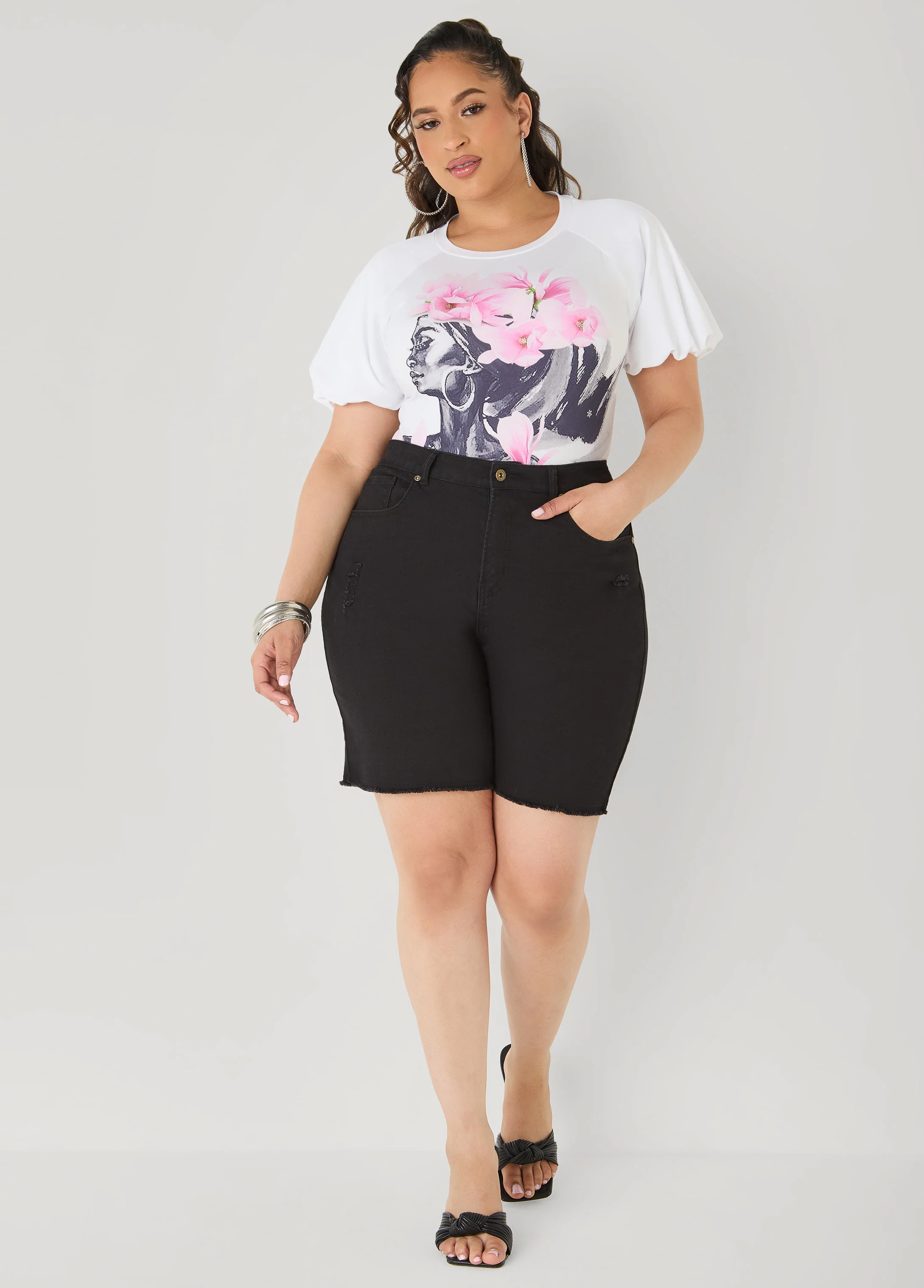 Flower Queen Puff Sleeved Tee - Image 3