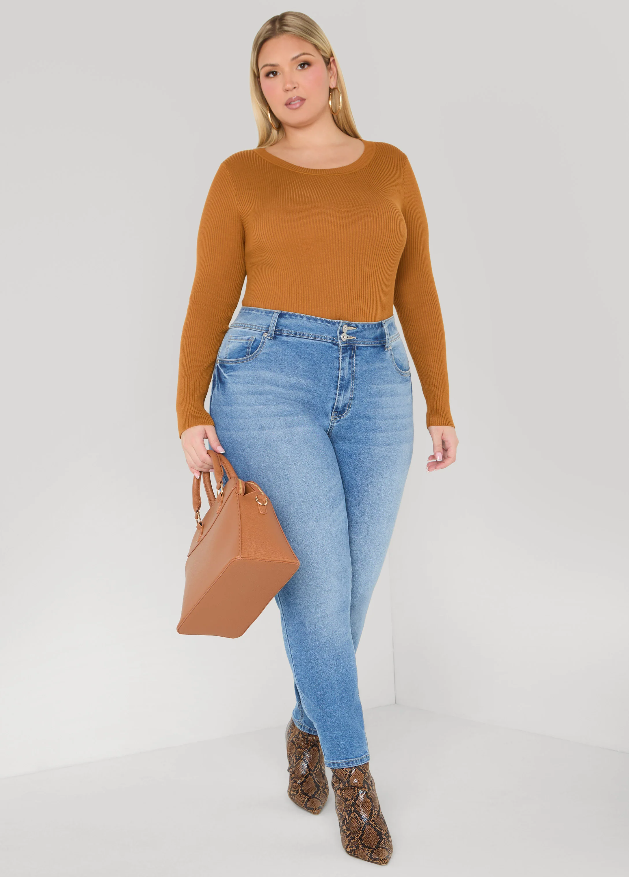 Ribbed Crewneck Sweater - Image 12