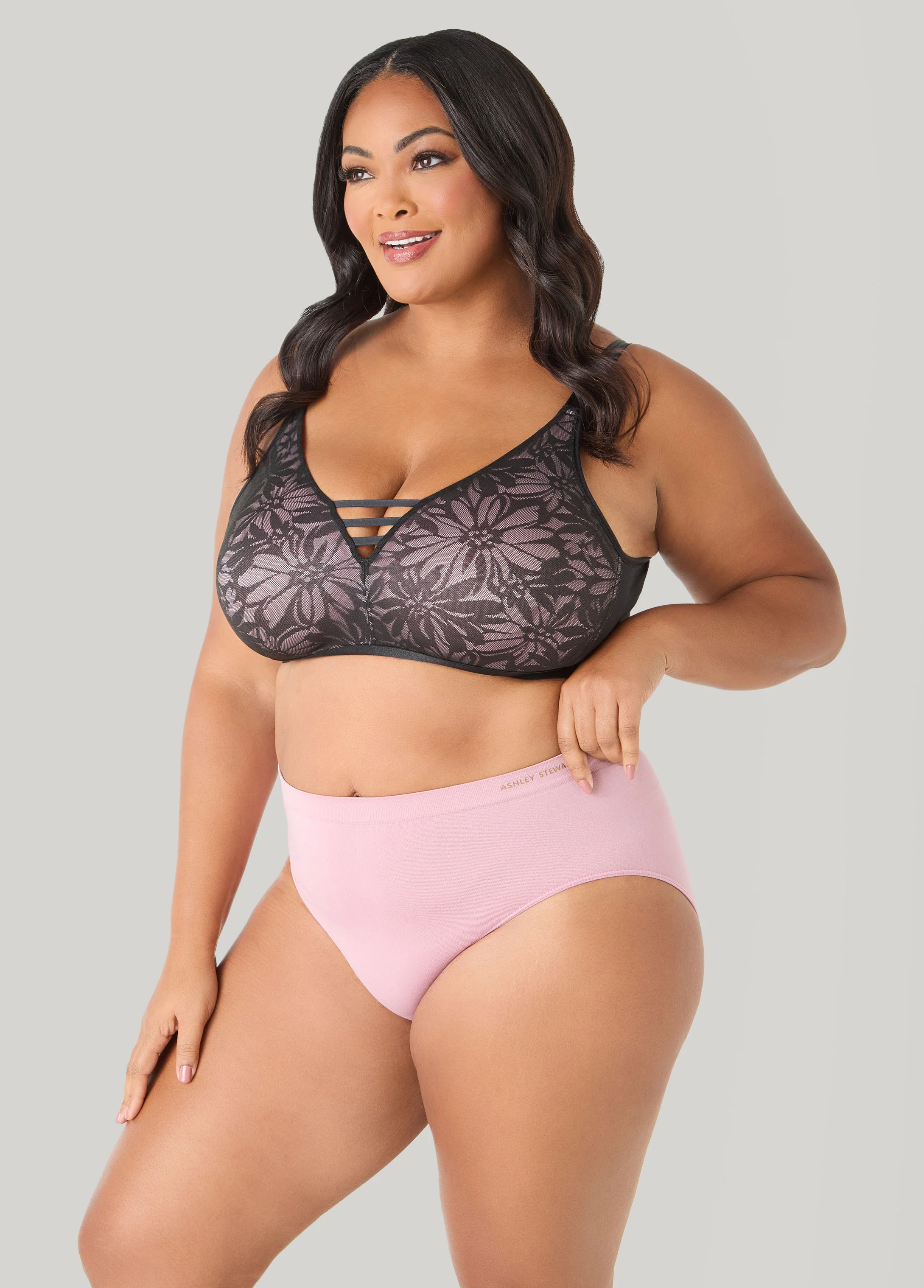 Seamless Logo Briefs - Image 3