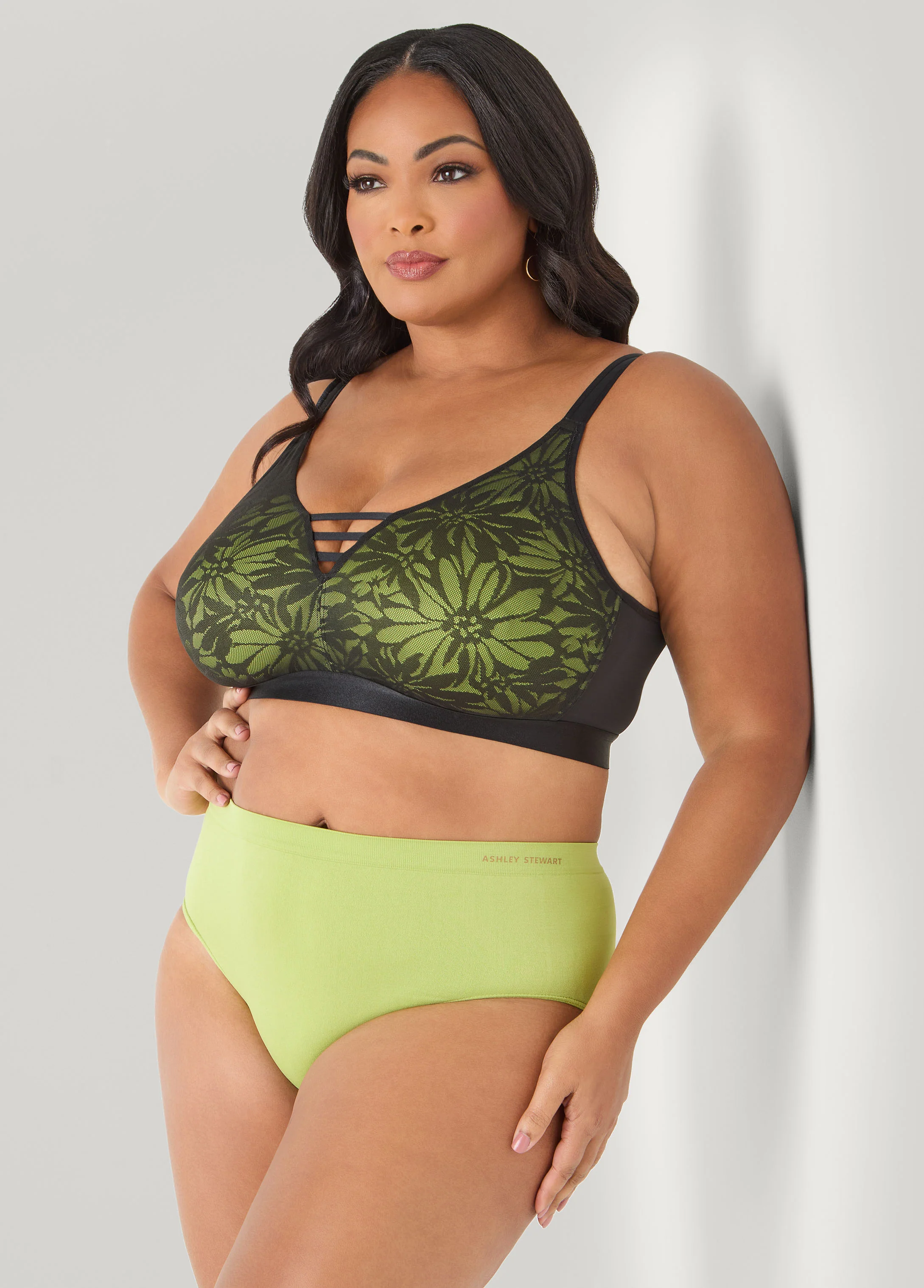 Seamless Logo Briefs - Image 7