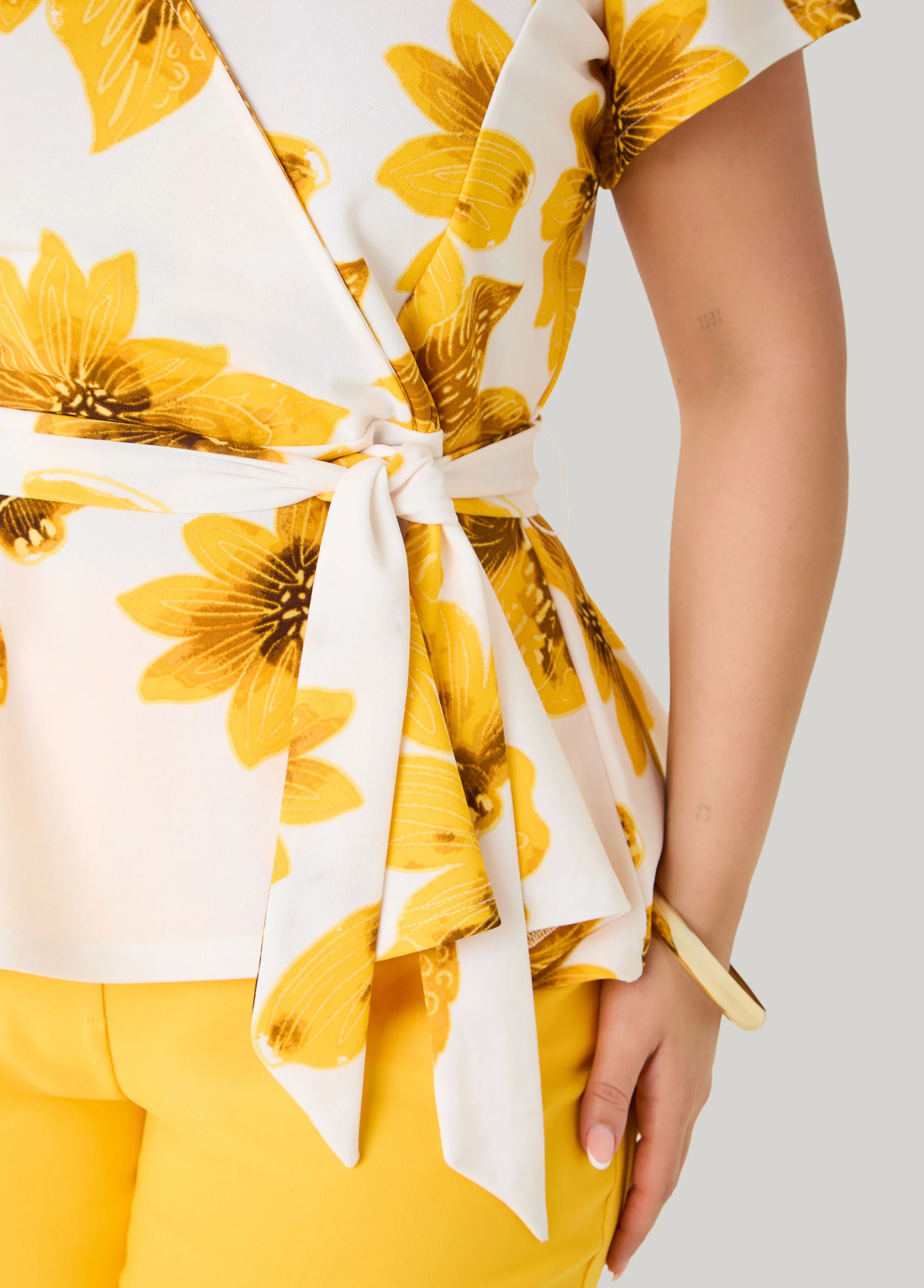 Sunflower Print Peplum Top - Image 4