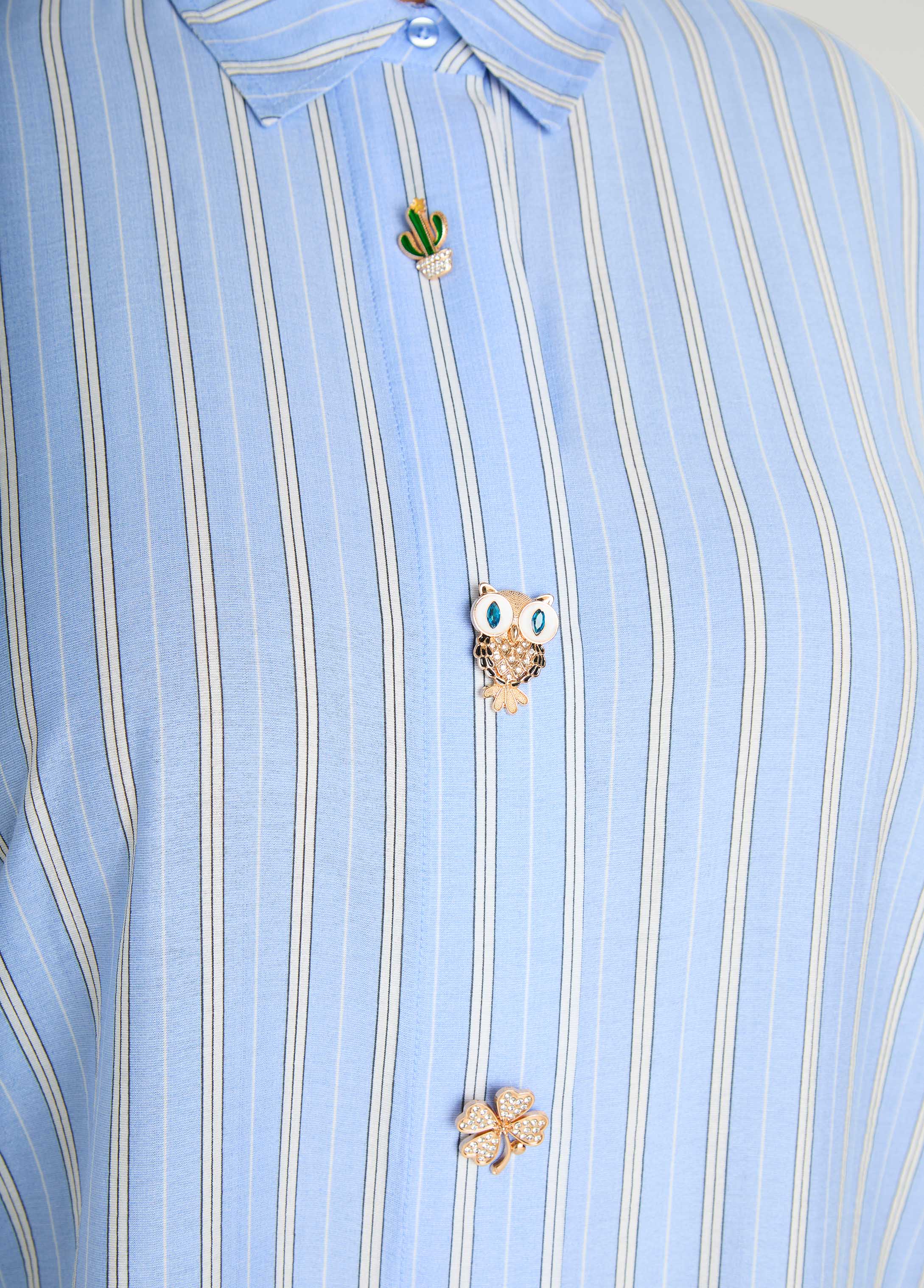 Button Detailed Striped Shirtdress - Image 4