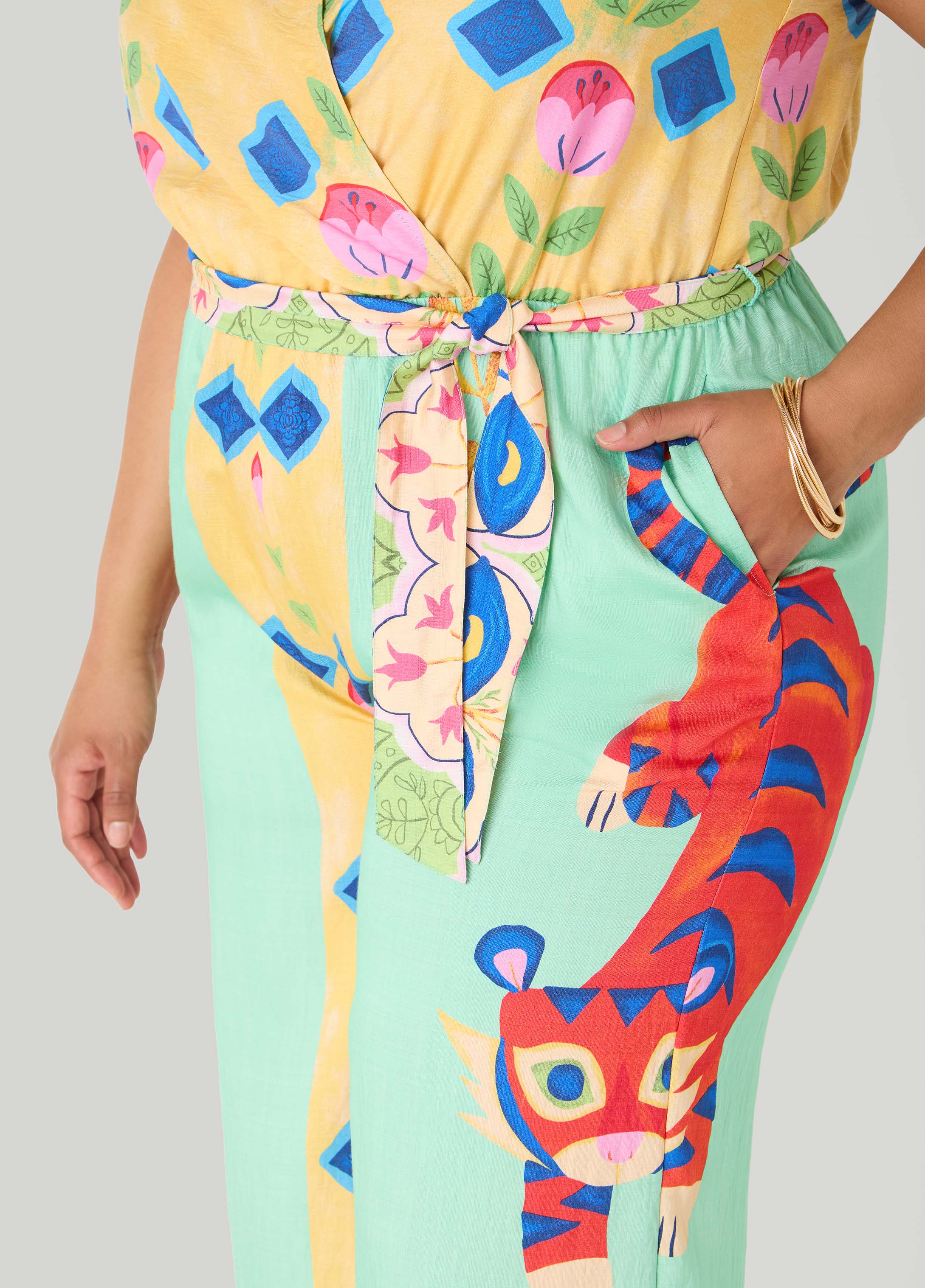 Cropped Floral Print Jumpsuit - Image 4