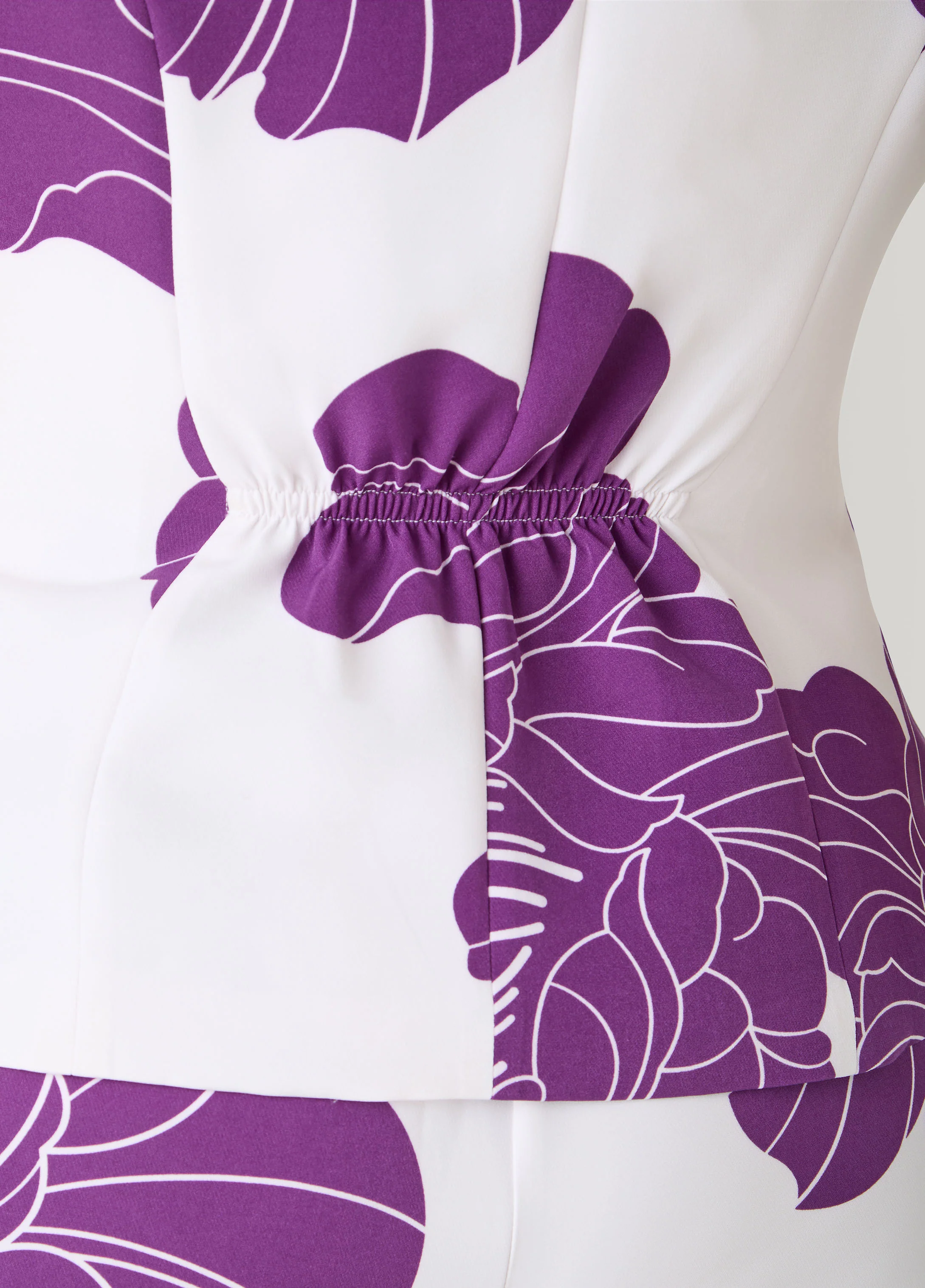 Ruched Floral Print Vest - Image 5