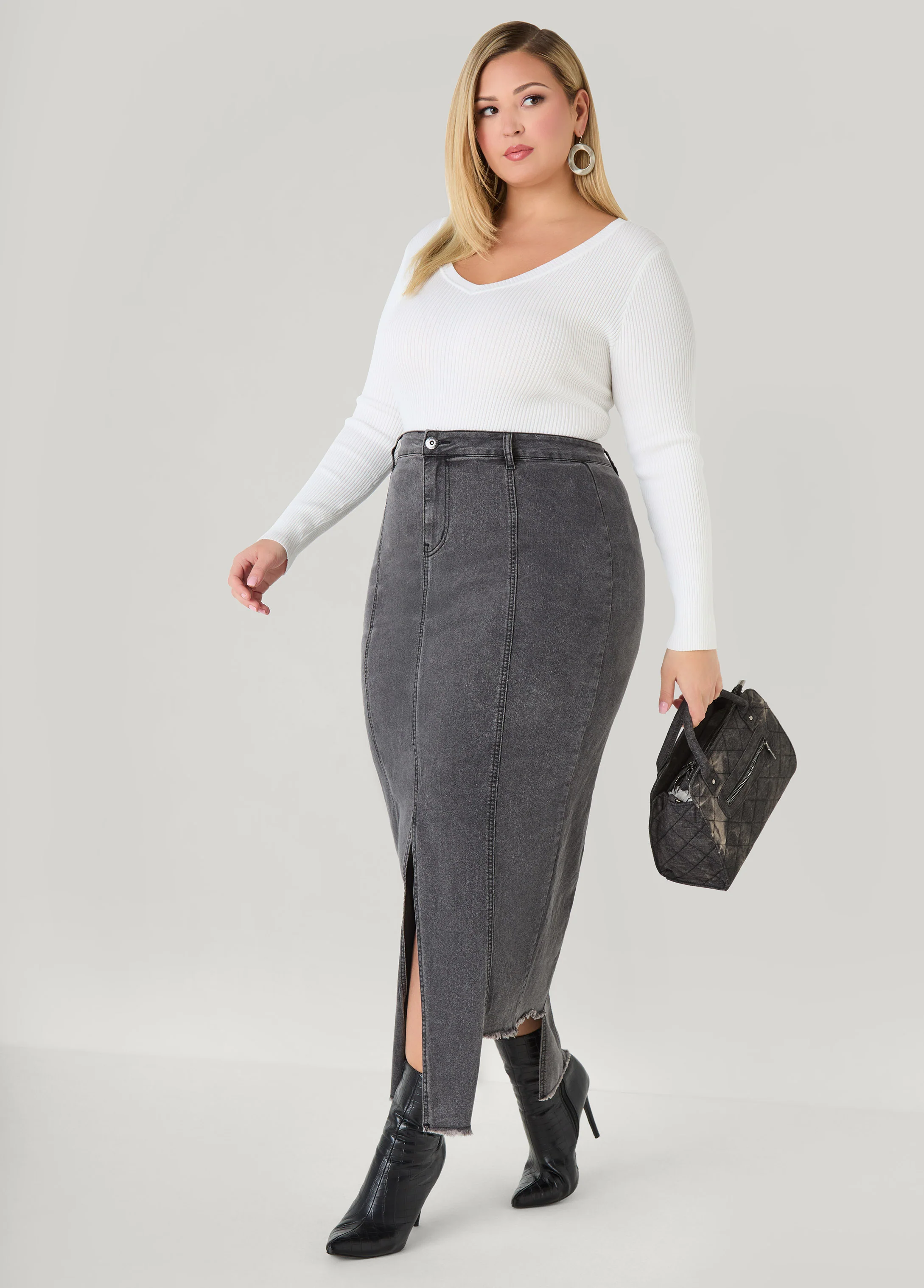 Ribbed Knit V Neck Sweater - Image 3